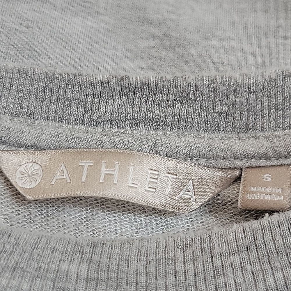 Athleta Gray Model Pullover Size Small - image 5